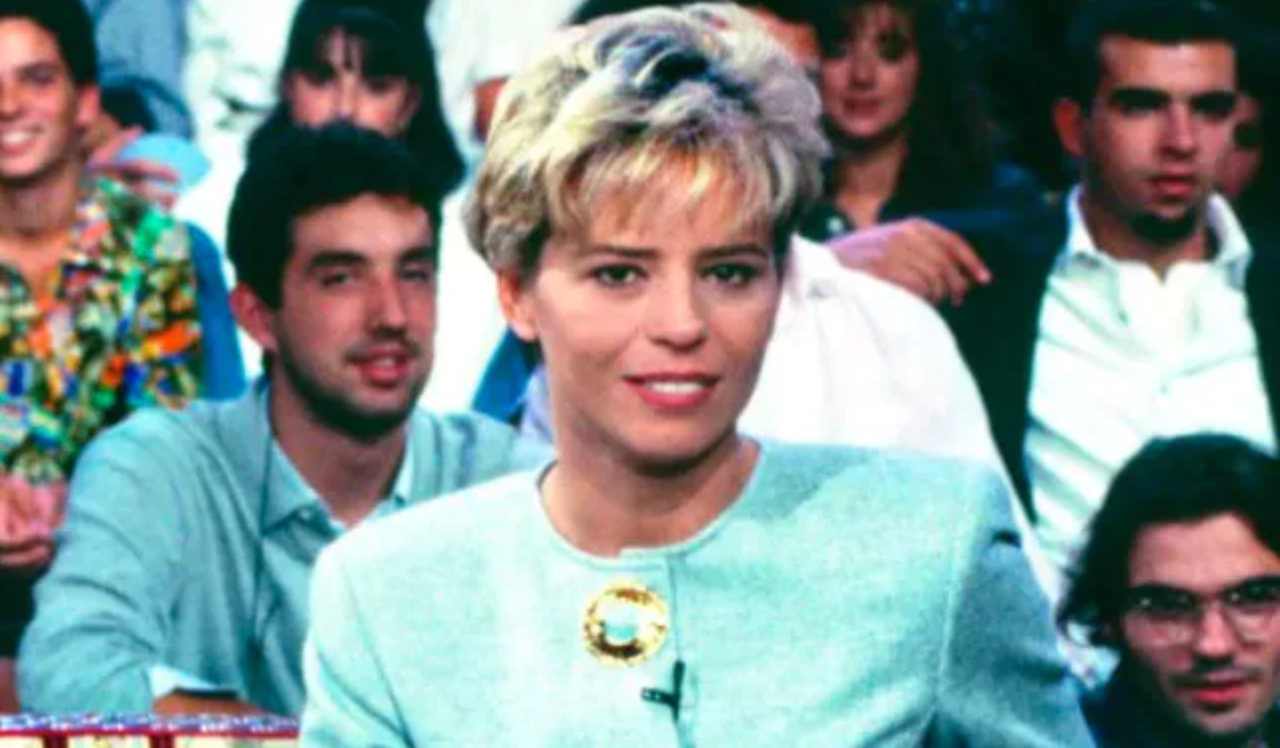 Maria De Filippi nel 1992 - www.cilentolive.com