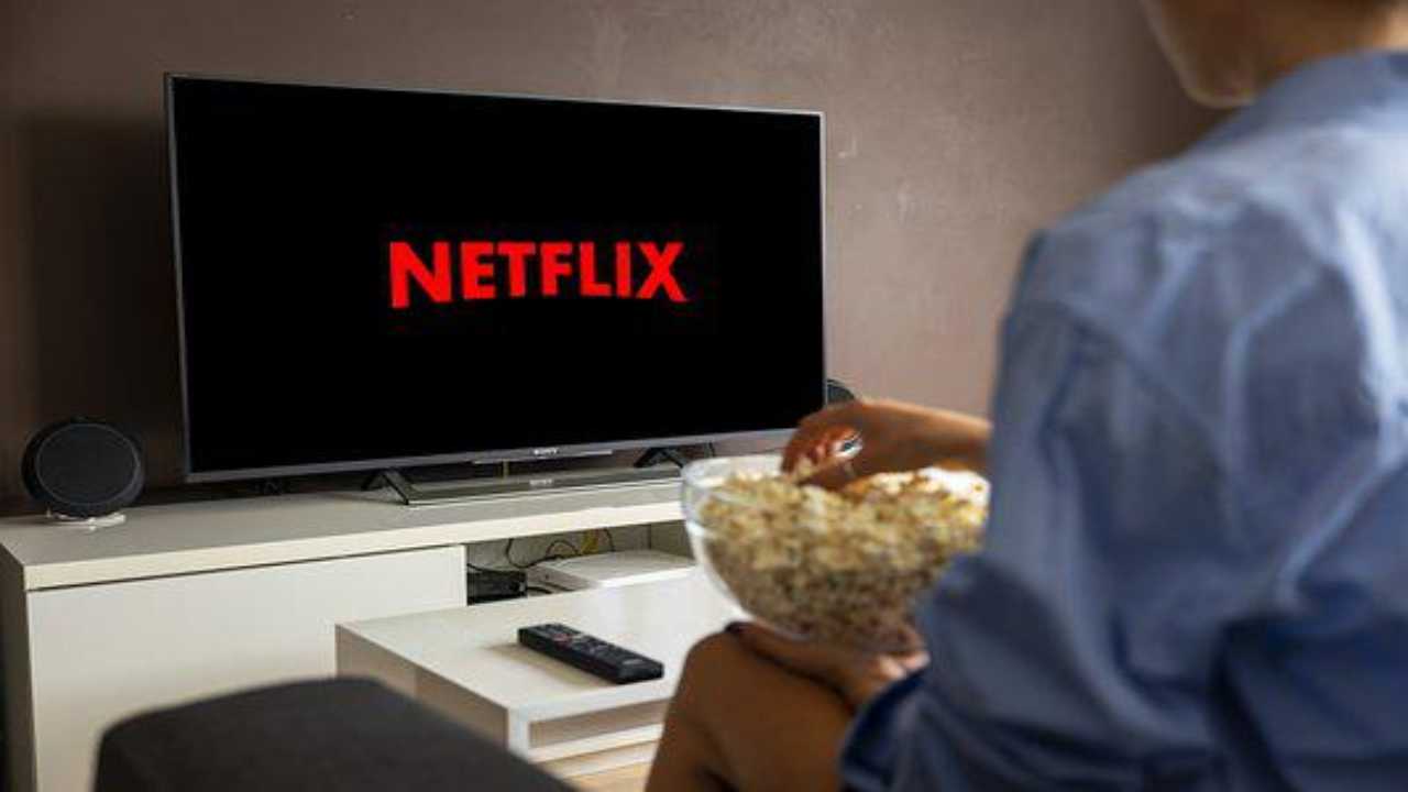 Netflix, il nuovo abbonamento con pubblicità (pixabay) cilentolive.com 300822