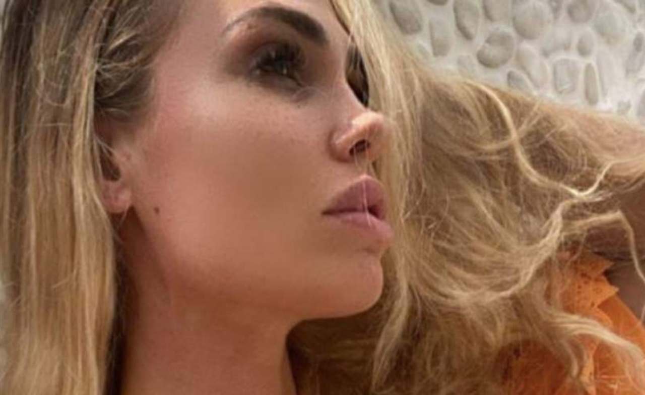 Ilary Blasi triste - www.cilentolive.com