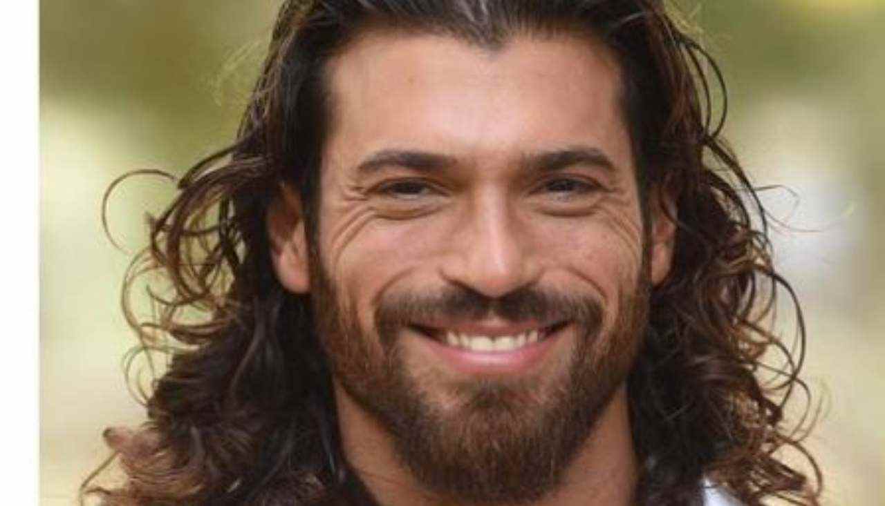 Can Yaman sorride - www.cilentolive.com