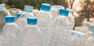 riciclo bottiglie di plastica