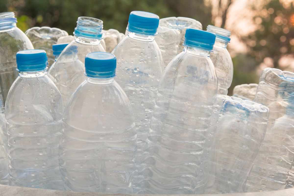 riciclo bottiglie di plastica
