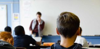 In arrivo aumenti per gli stipendi dei docenti