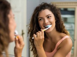 Ecco per quanto tempo ci si deve lavare i denti